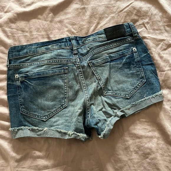 Denim hot pants - Picture 2 of 2